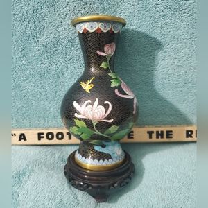 Beautiful Vintage Chinese Cloisonne Enamel Floral Vase With Stand